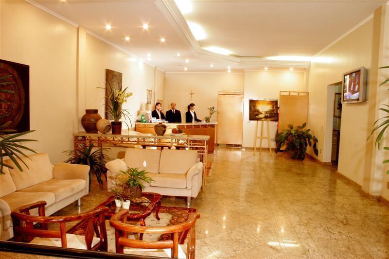 Rodes Palace Hotel Patrocinio Exterior photo